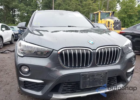 2017 BMW X1 xDrive28I из США, поврежденный, VIN WBXHT3C3XH5F77351